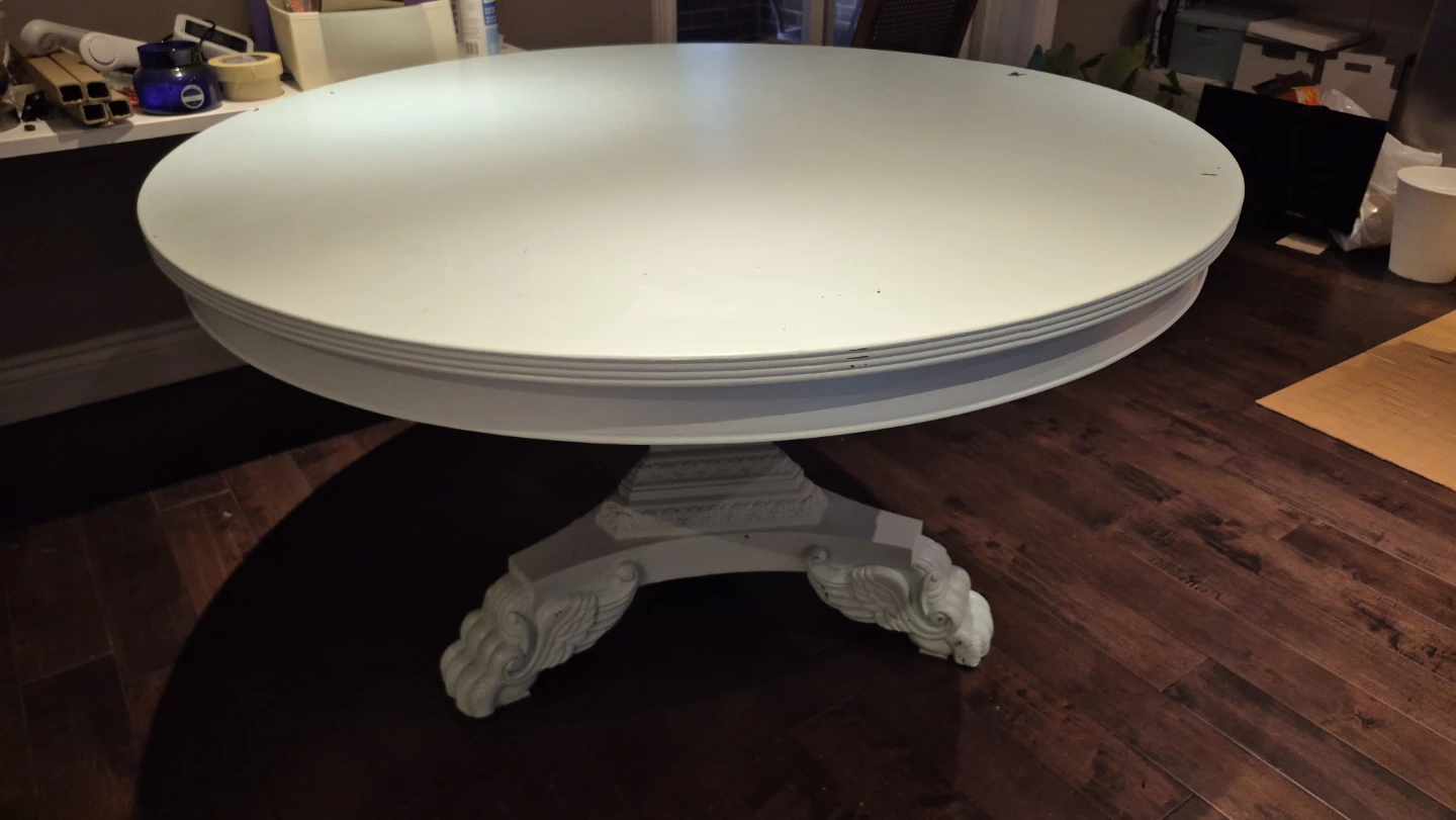 Round Pedestal Dining Table - photo 2