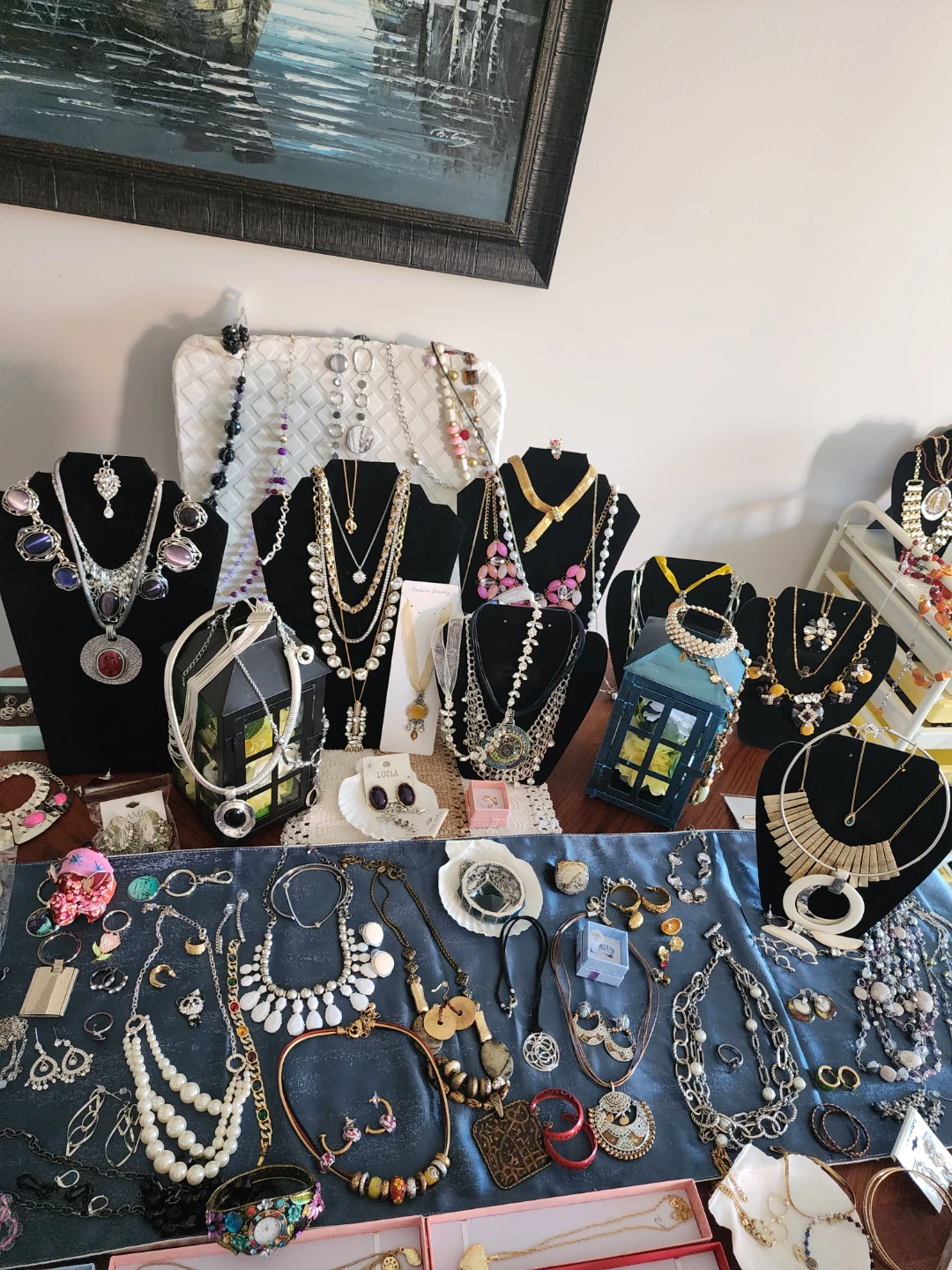 Assorted costume jewelry collection - photo 2