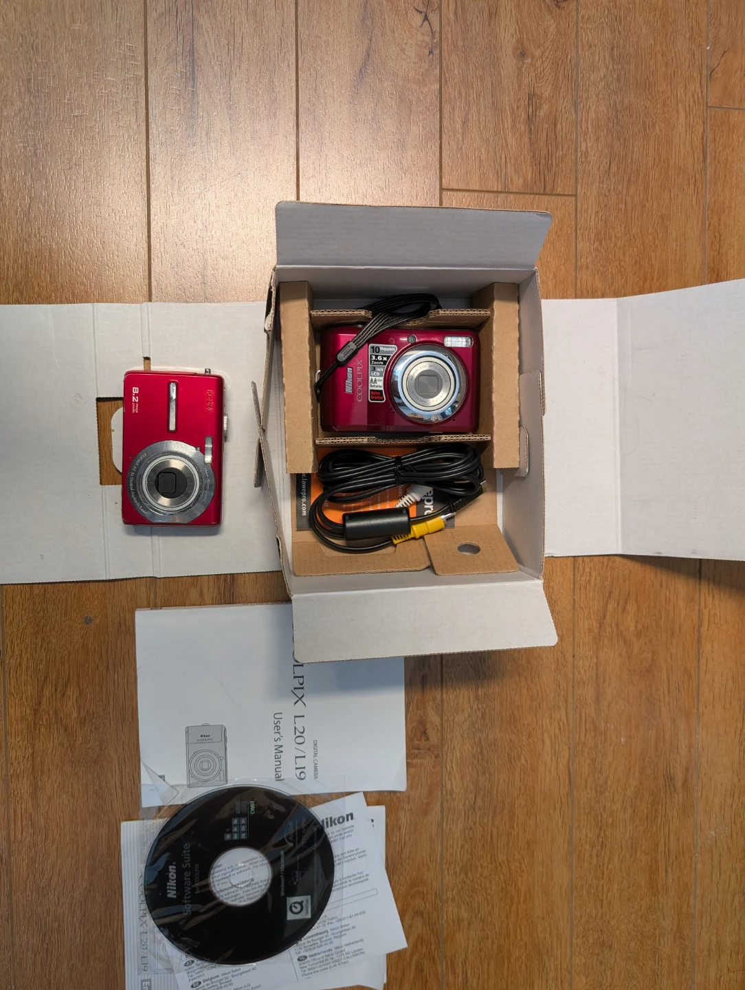 Kodak MD863 and Nikon coolpix L20 digicams *Read Description*