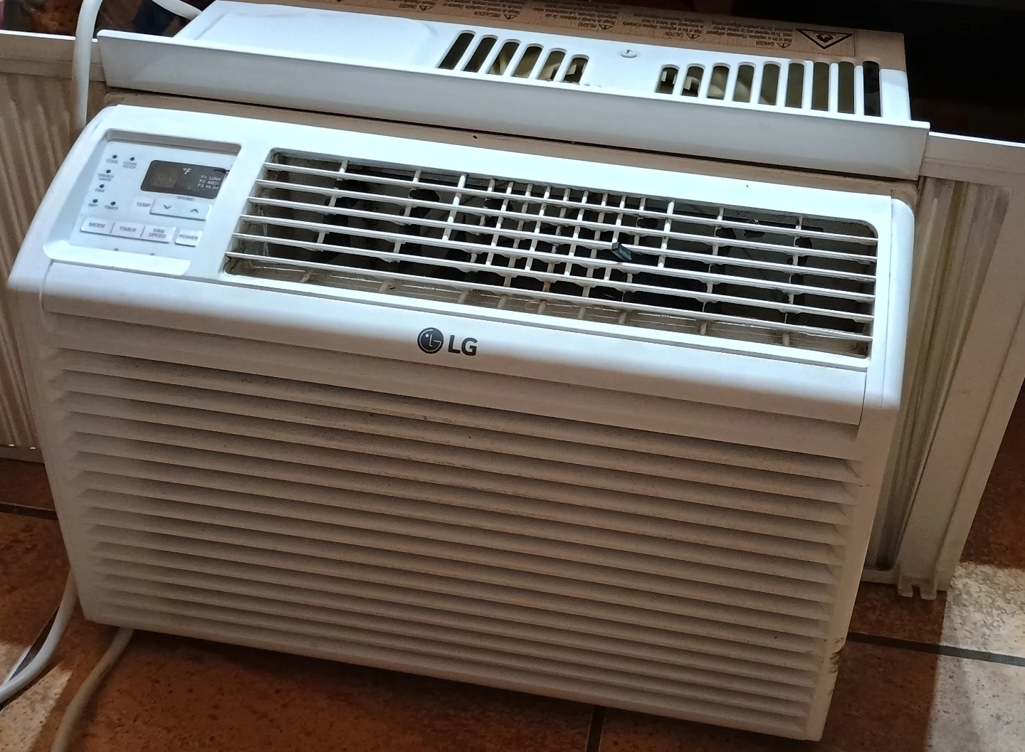 LG  6,000 BTU Window Air Conditioner - photo 2