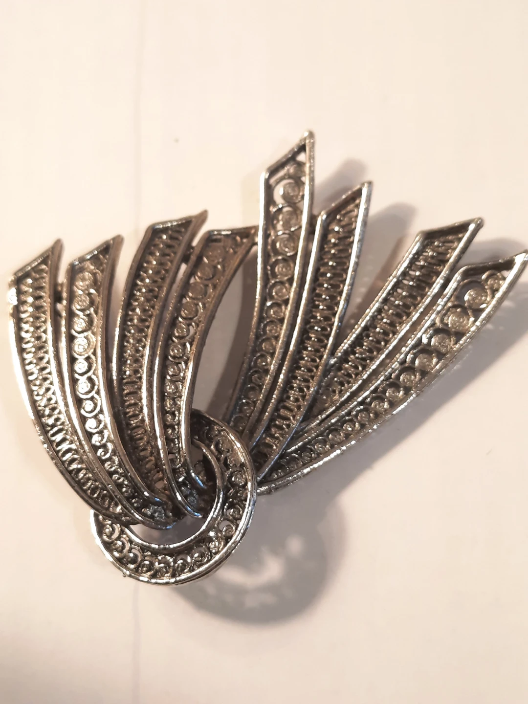 Vintage Brooch Lot - photo 3