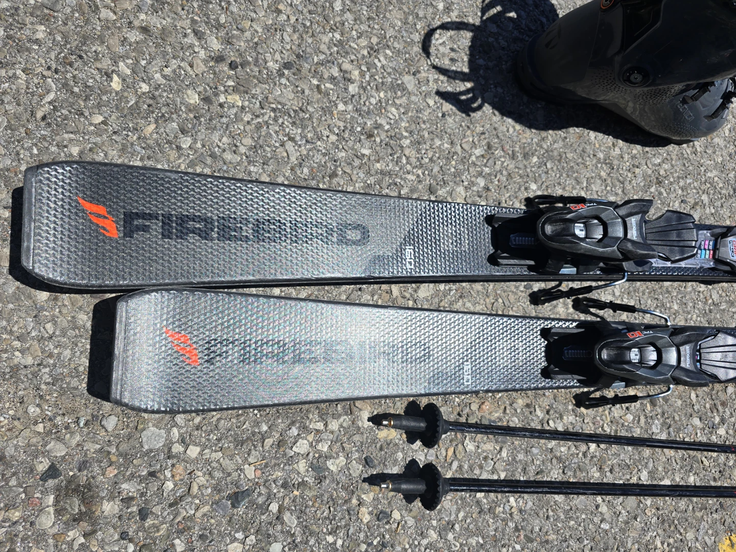 Blizzard Firebird Skis Tecnica Mach1 Boots Radical Poles Set - photo 4