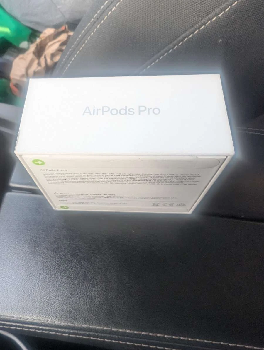 Apple AirPods Pro (3rd Gen)