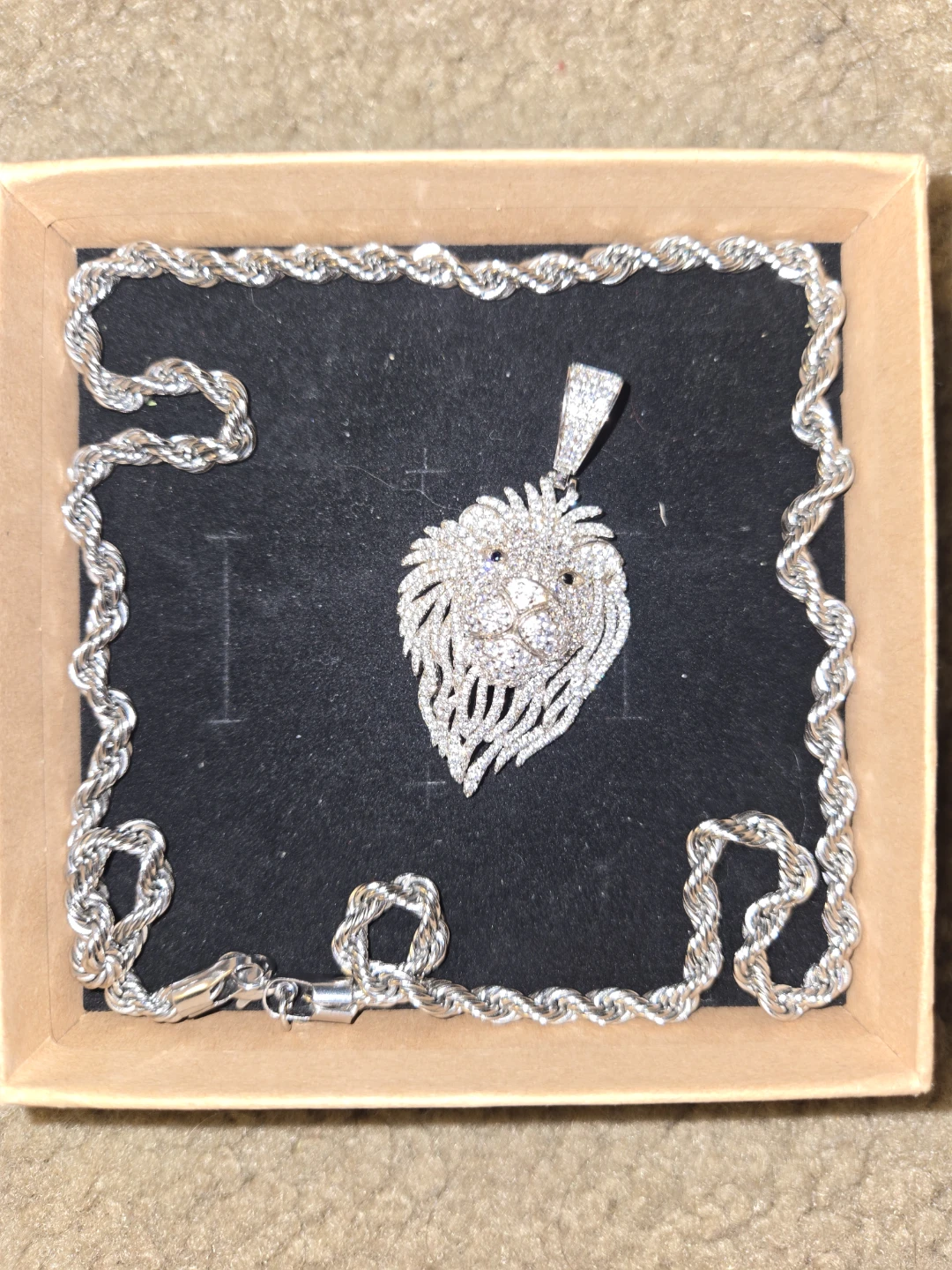 Rhinestone Lion Head Pendant Necklace