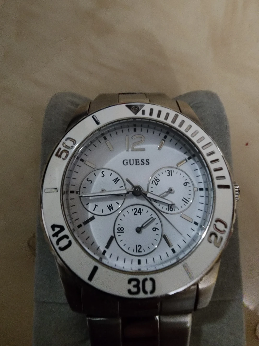 GUESS Watch