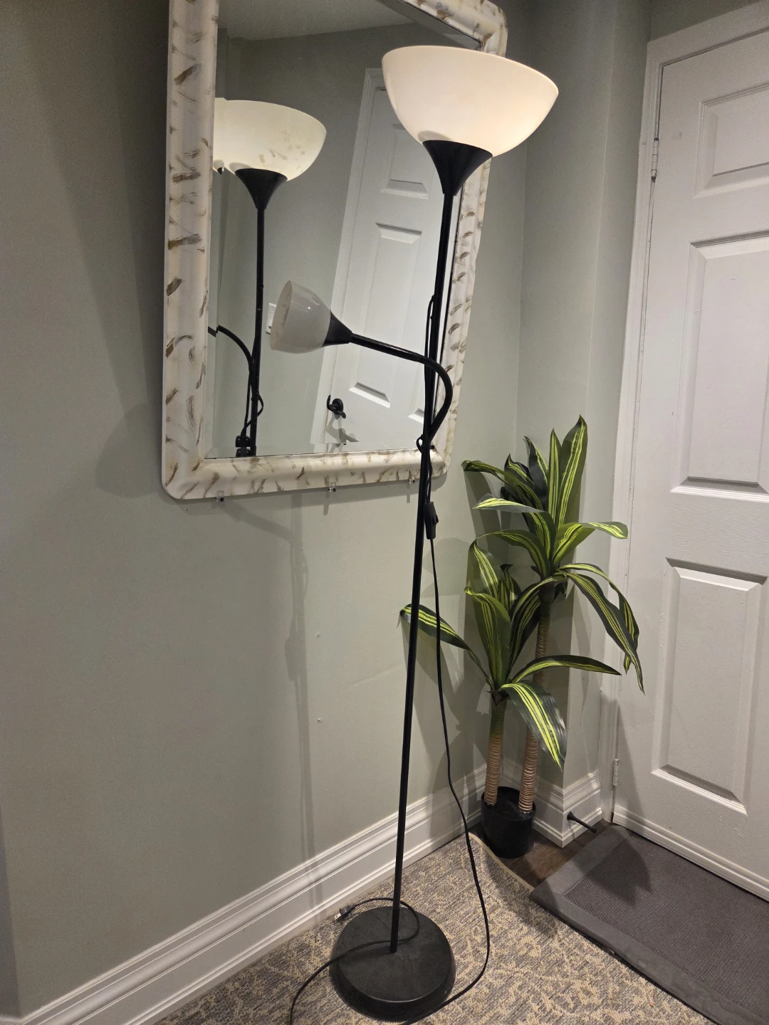 Black Floor Lamp with Reading Light - photo 2