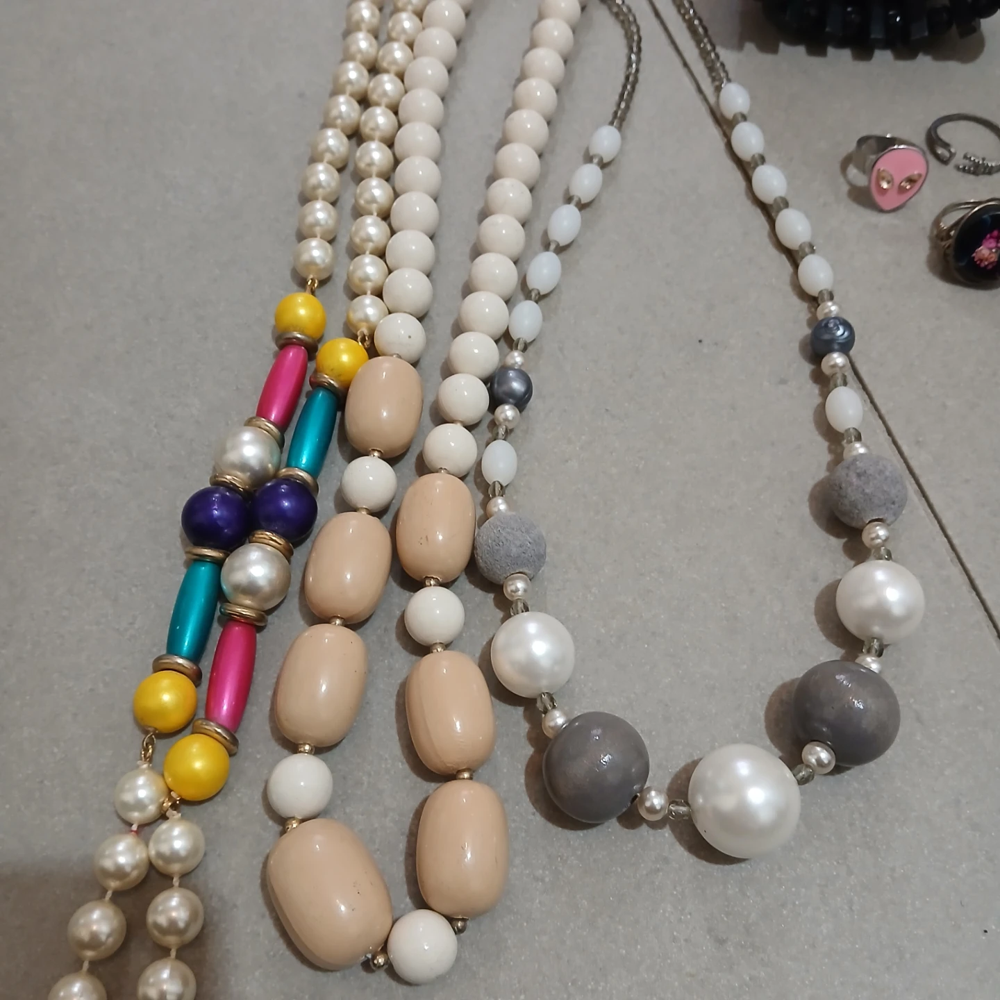 ⚽ Assortment of Jewelry - photo 4