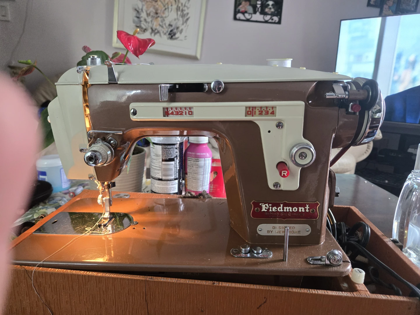 Piedmont Sewing Machine - photo 2