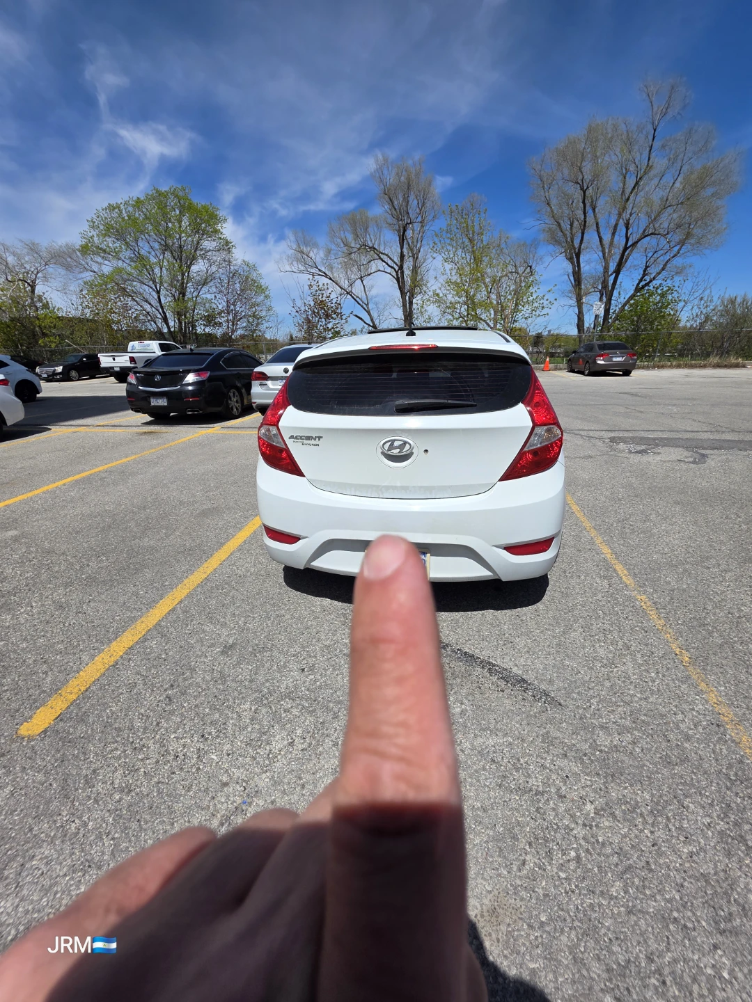 White Hyundai Accent Hatchback - photo 4