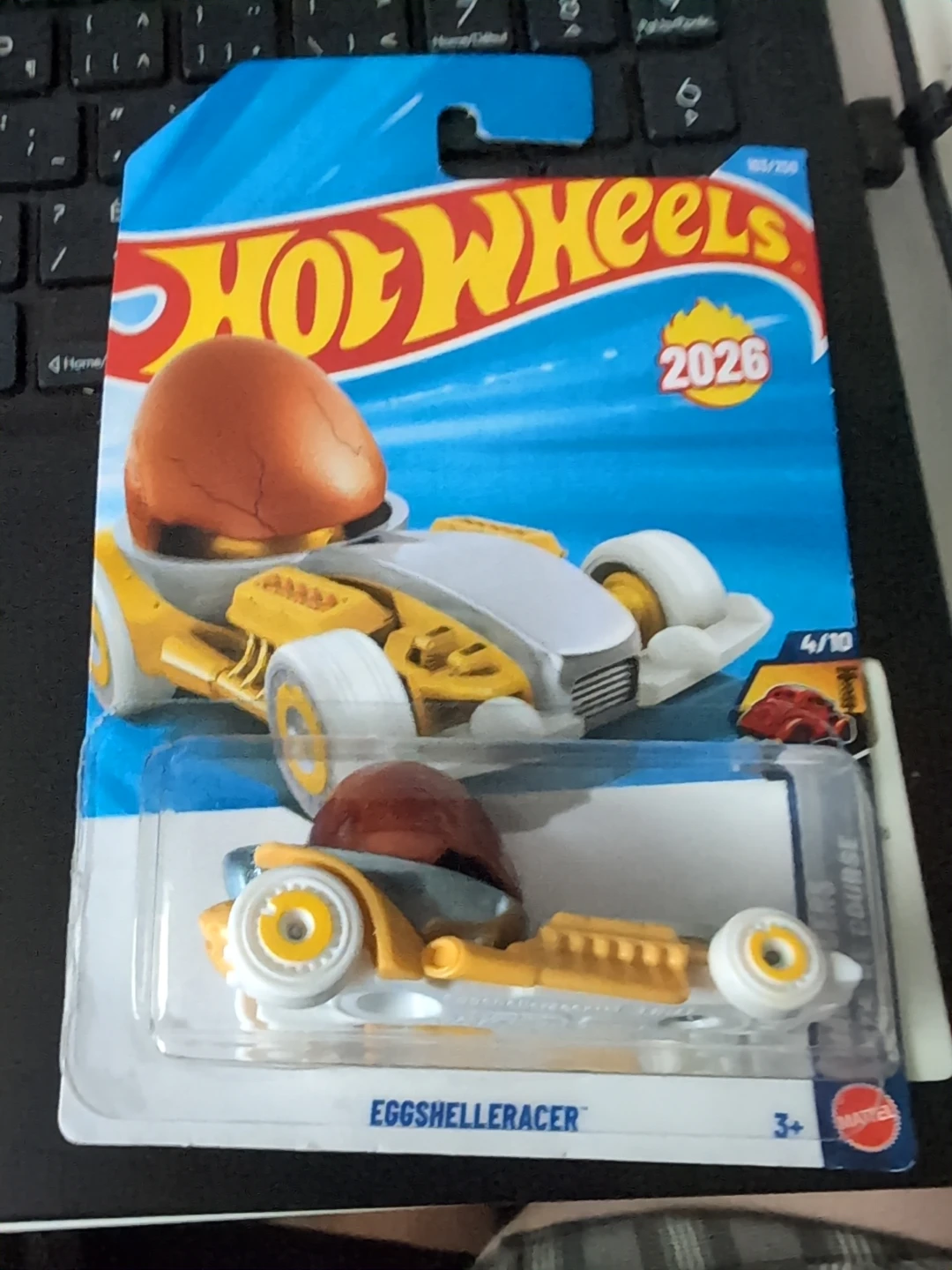 Hot Wheels Eggshelleracer Toy Car