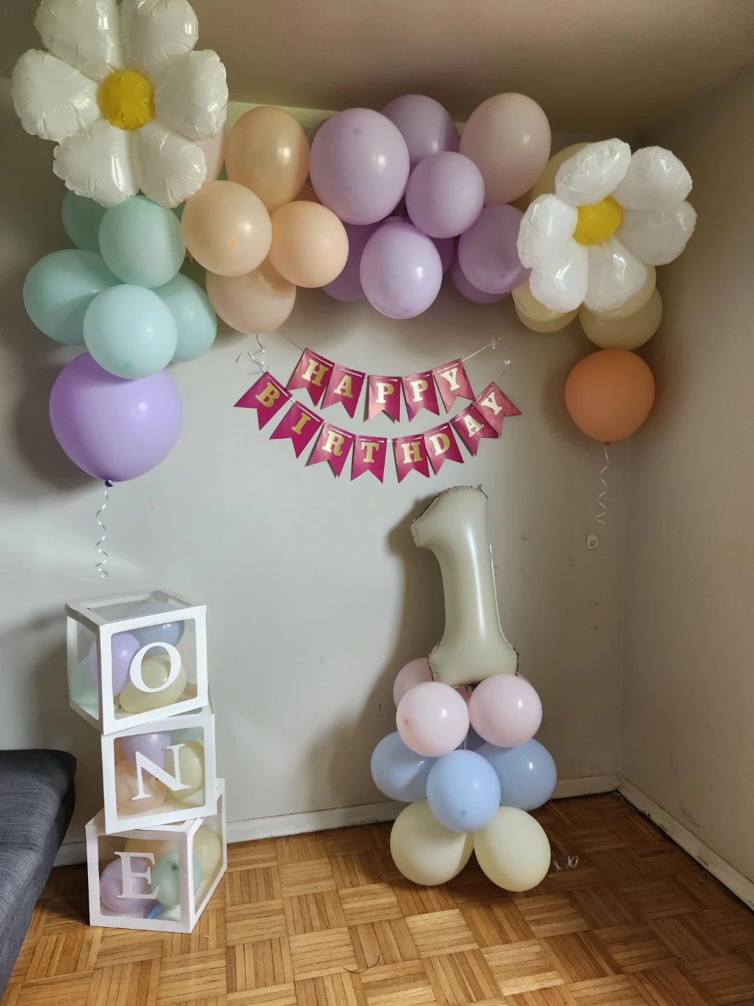 First Birthday decorations - photo 2