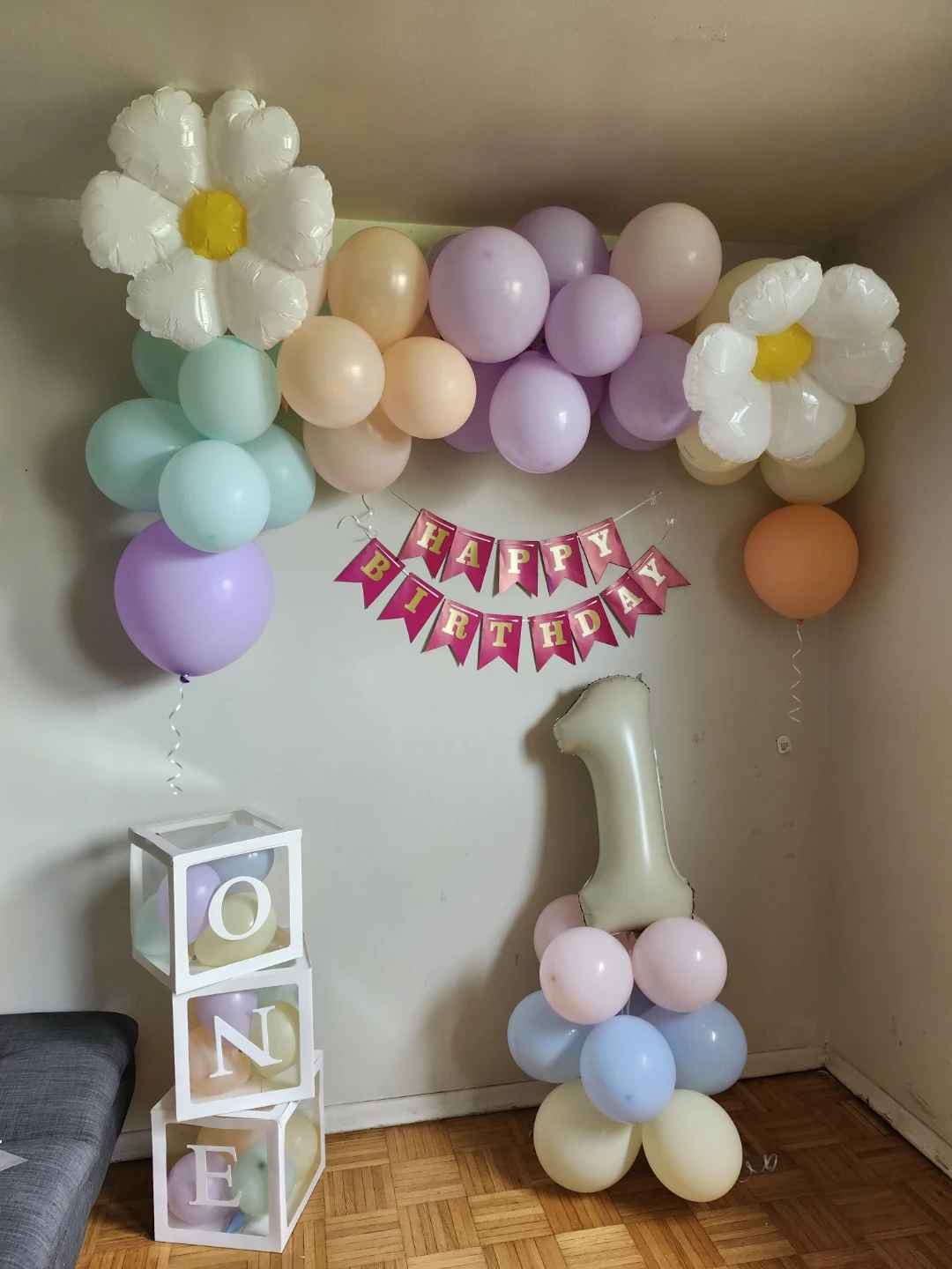 First Birthday decorations - photo 3