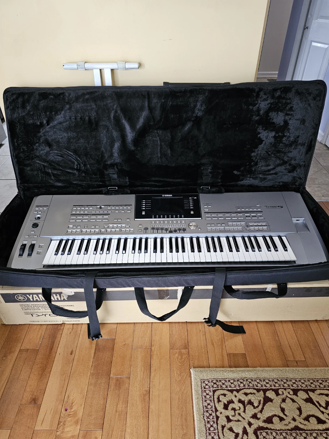Yamaha Tyros 5