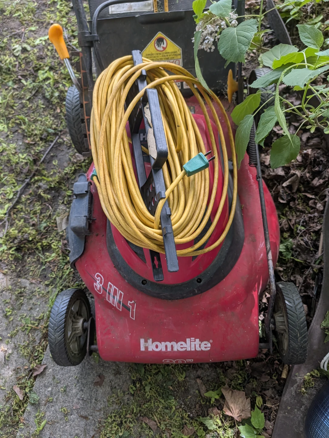 Homelite 3-in-1 Electric Lawn Mower 20-inch - photo 5