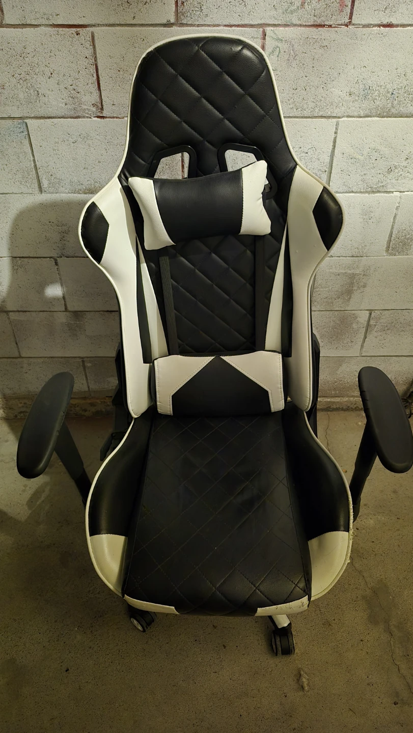 Gaming Chair Black and White - photo 4