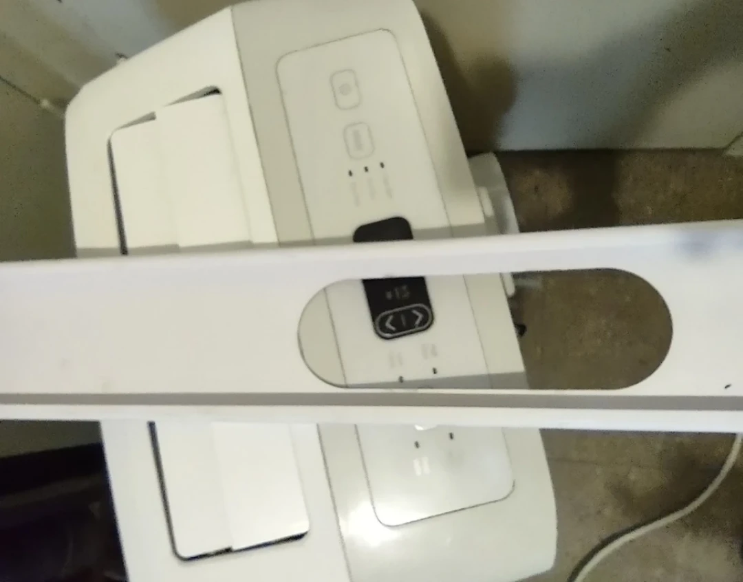 LG Portable Air Conditioner + new horse - photo 4