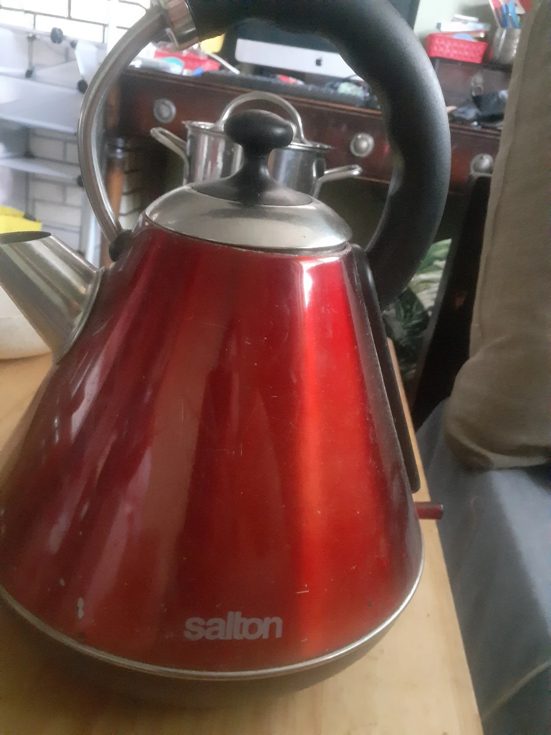 Salton Red Electric Kettle