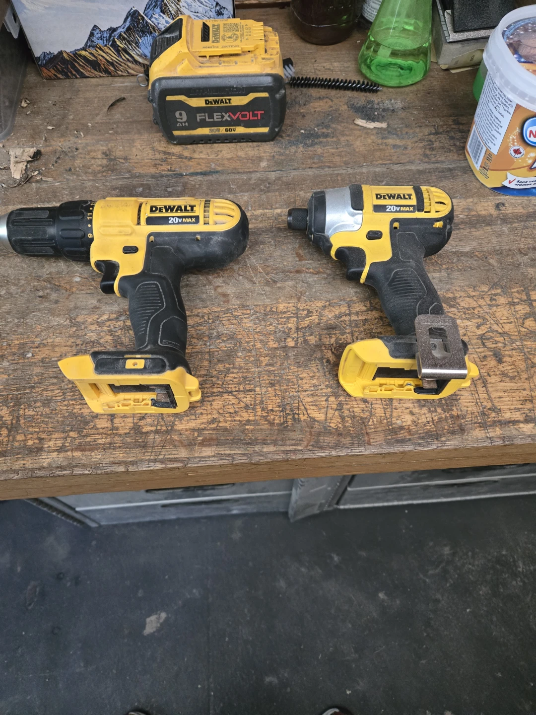DeWalt 20V MAX Cordless Drill and Impact Driver Set