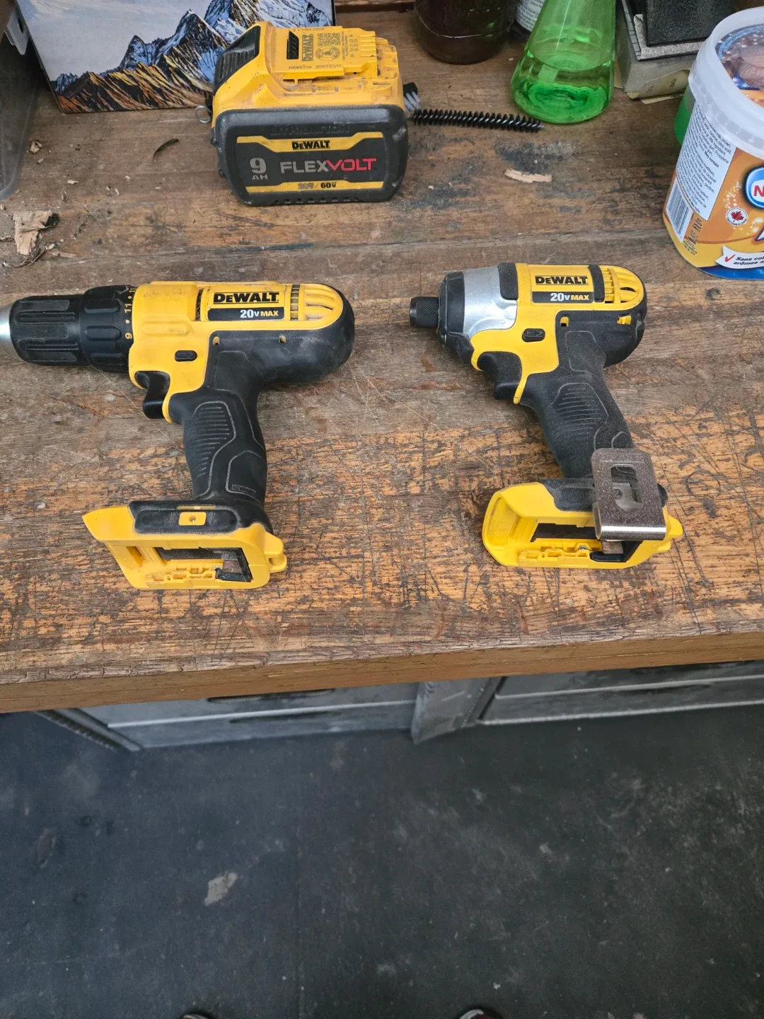 DeWalt 20V MAX Cordless Drill and Impact Driver Set