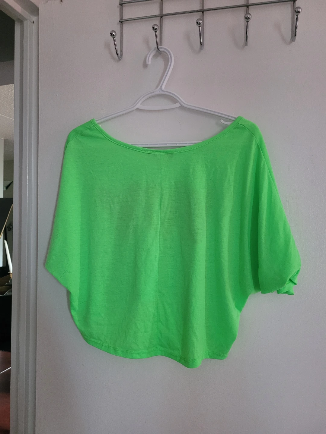 Neon Green "WOW" Graphic Crop Top - photo 2