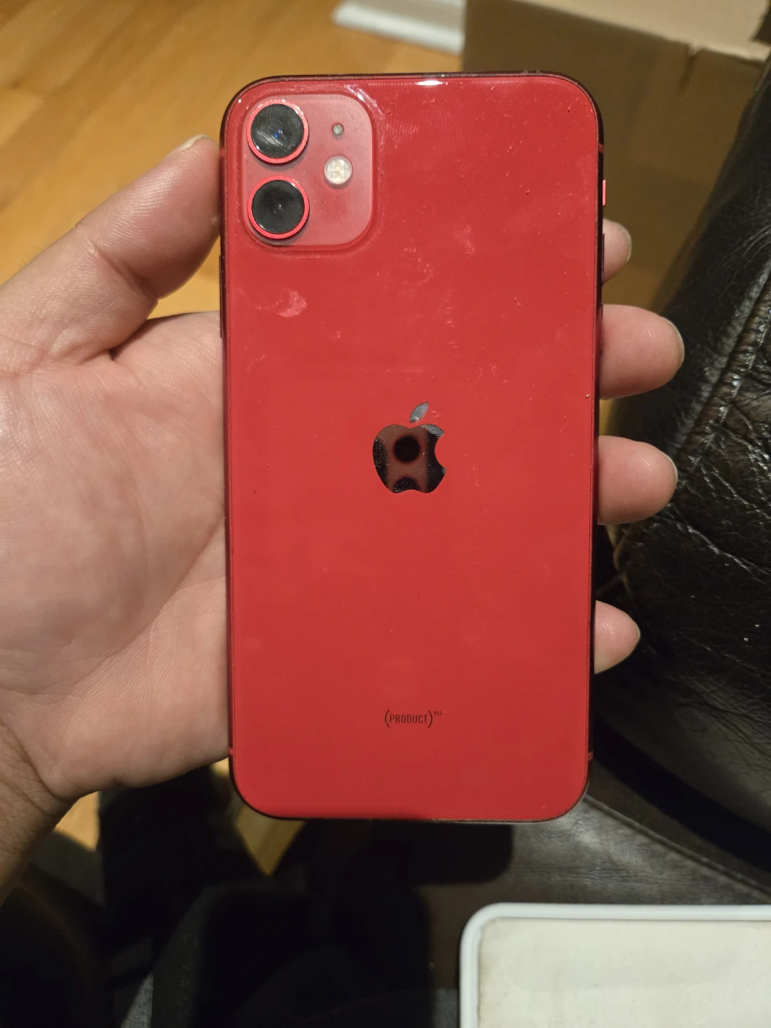 Apple iPhone 11 - Red (64 GB) - photo 2