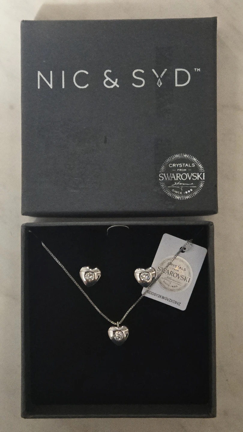 New Swarovski Crystal Nic & Syd Heart Jewelry Set - photo 4