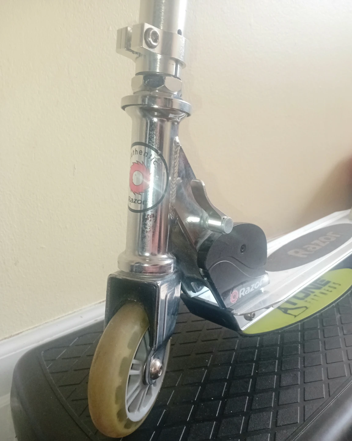 Razor Kick Scooter - photo 3