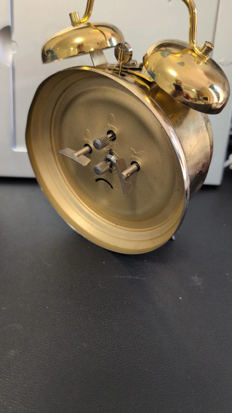 Vintage Cardinal Twin Bell Alarm Clock - photo 2