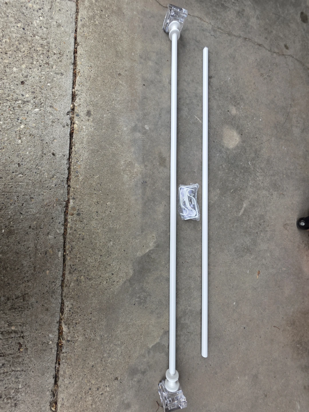 White Curtain Rod 10' max decorative ends