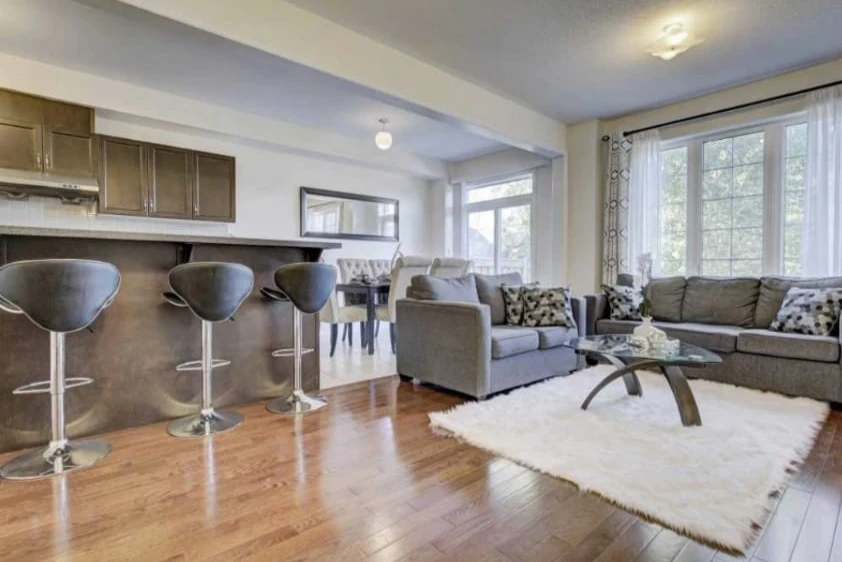 3 bed room and 2.5 bath townhouse by Morningside and finch - photo 5
