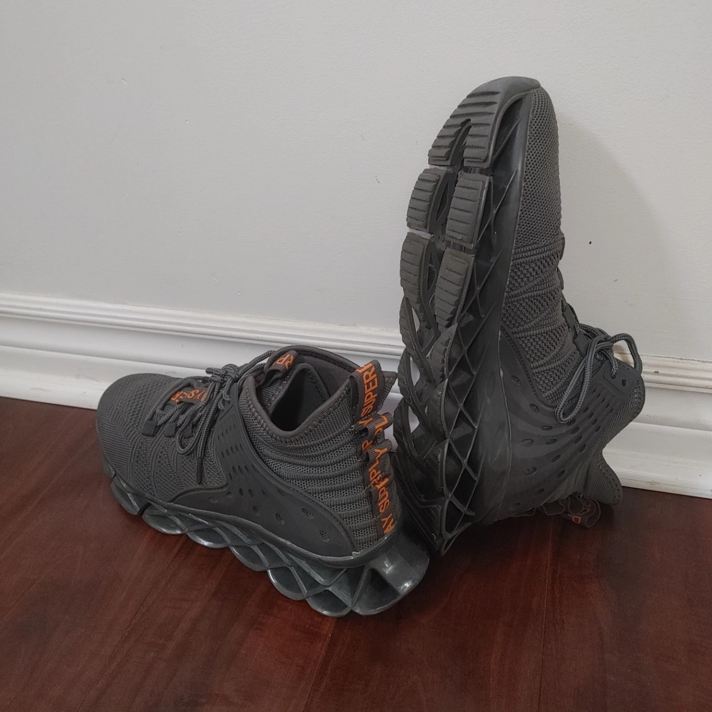 Stylish Athletic Sneakers - photo 2