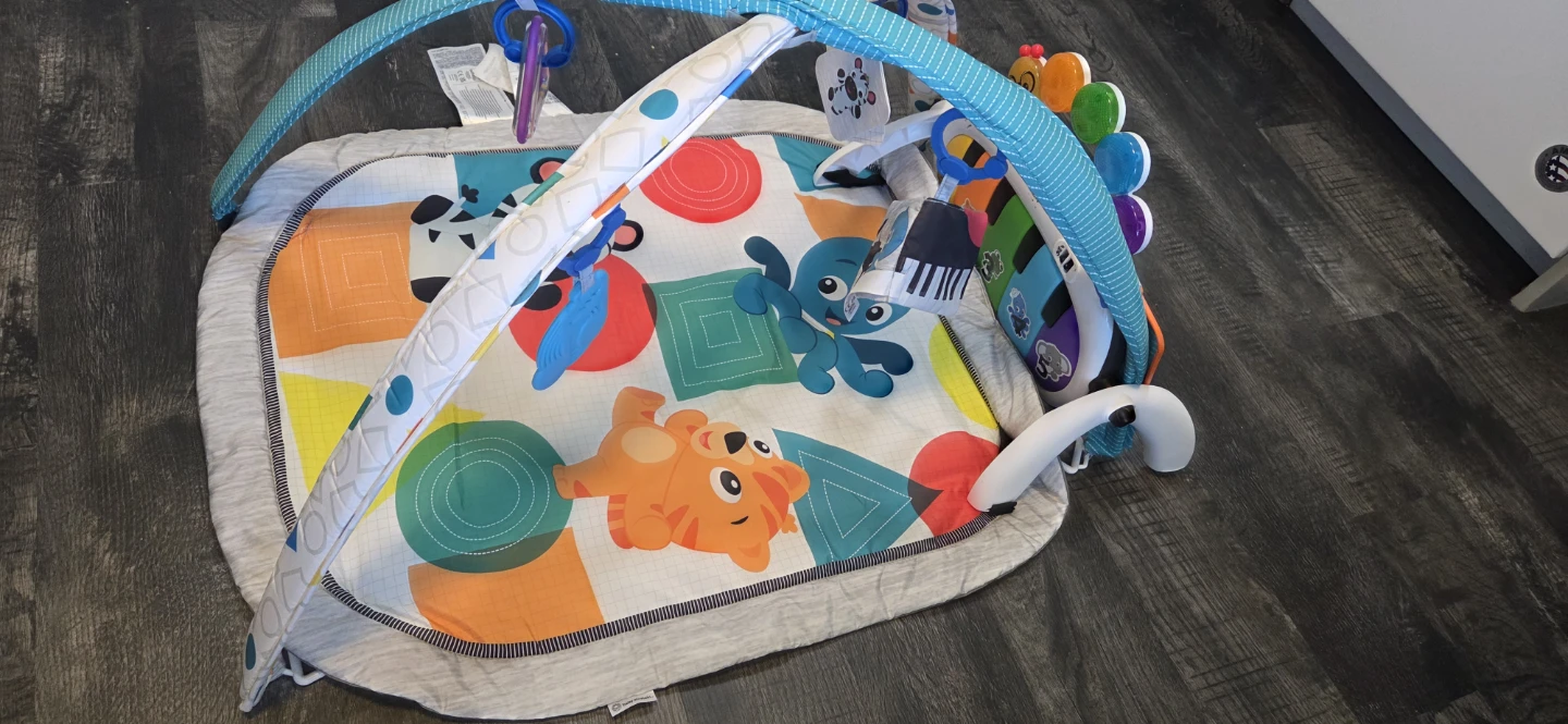 Fisher-Price Deluxe Kick & Play Piano Gym