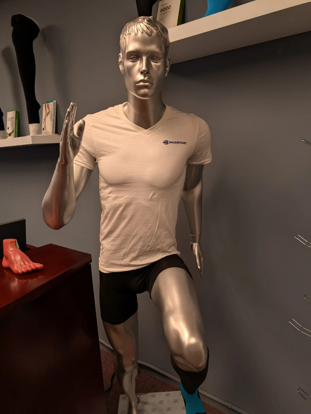 Brand new 🏃‍♂️ Premium Athletic Display Mannequin (Full Body) - photo 3