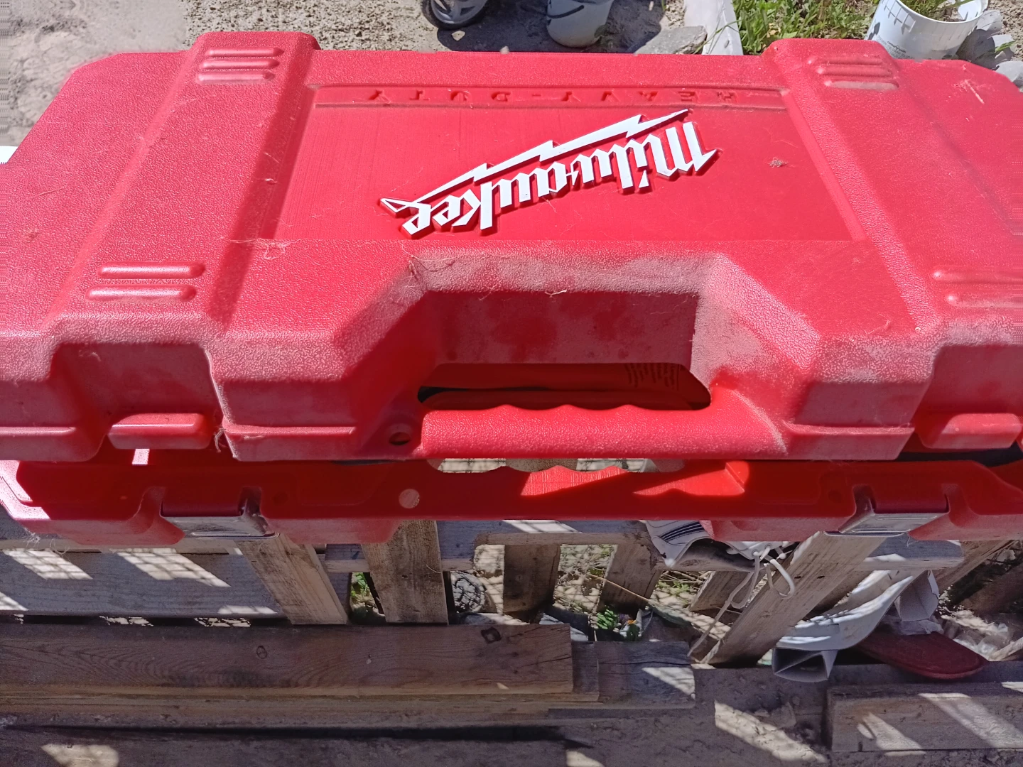 Milwaukee Sawzall Reciprocating Saw Kit with Blades - photo 2