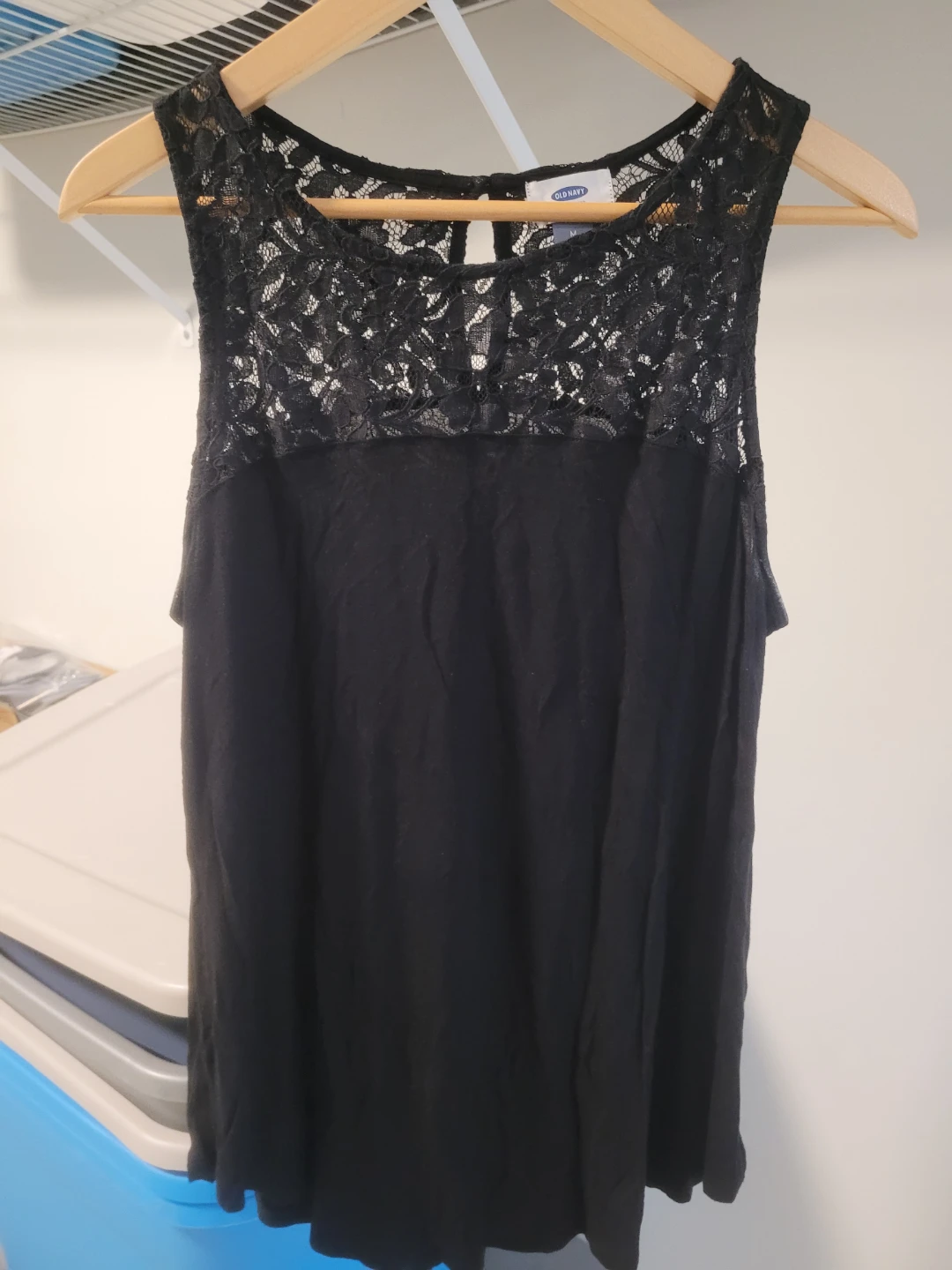 Old Navy Black Lace Tank Top - Size M