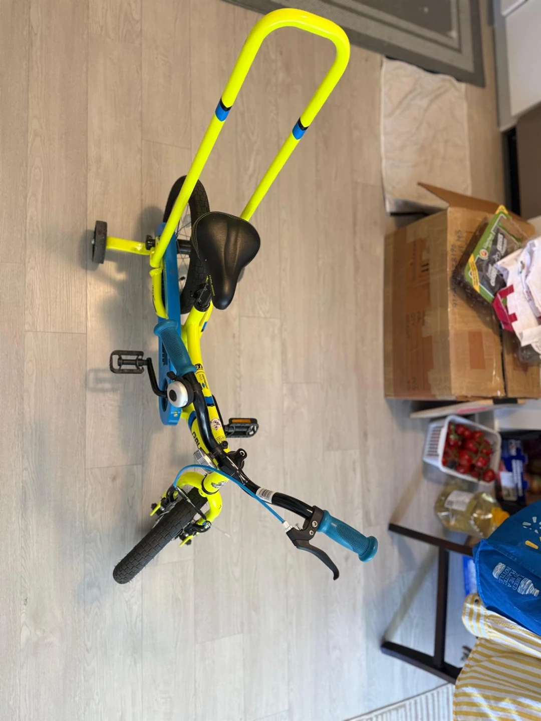 Raleigh Kids Bike with Training Wheels