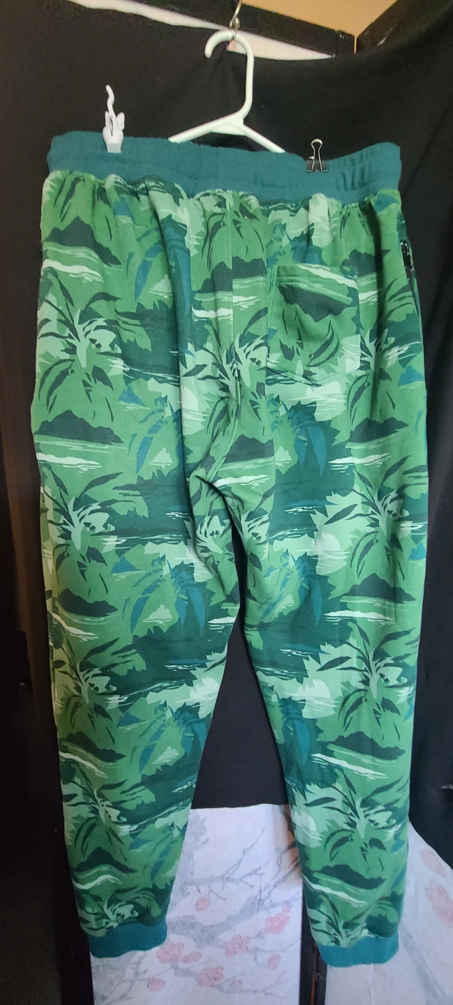 Green Camo Hoodie and Jogger Set - photo 5