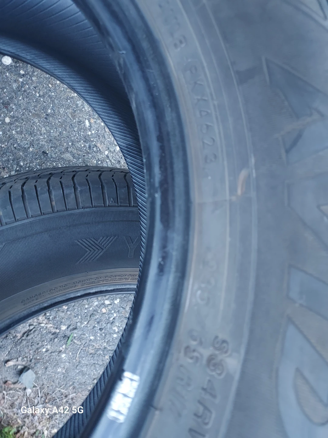 2 x 235/65R17 Tires - photo 4