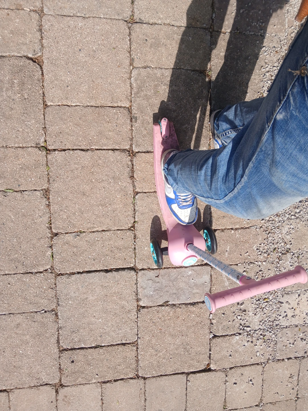 Pink 3-Wheel Scooter - photo 4