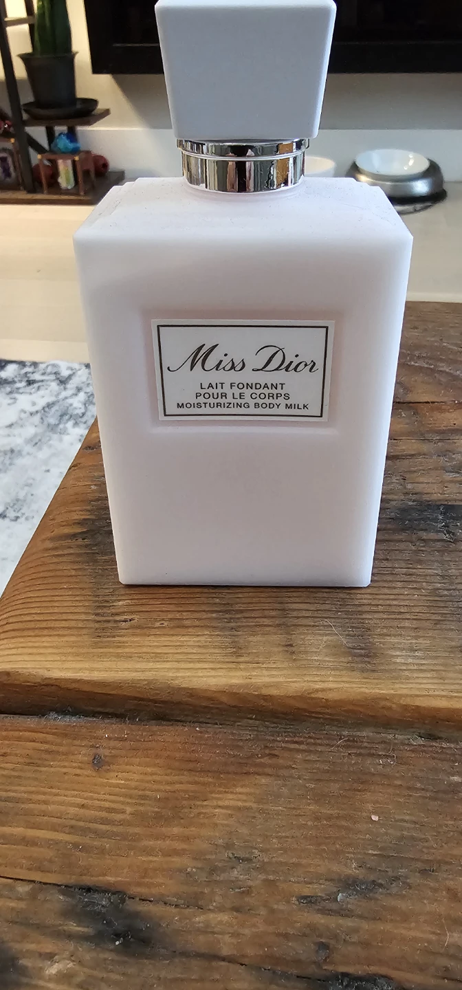Miss Dior Moisturizing Body Milk - photo 4