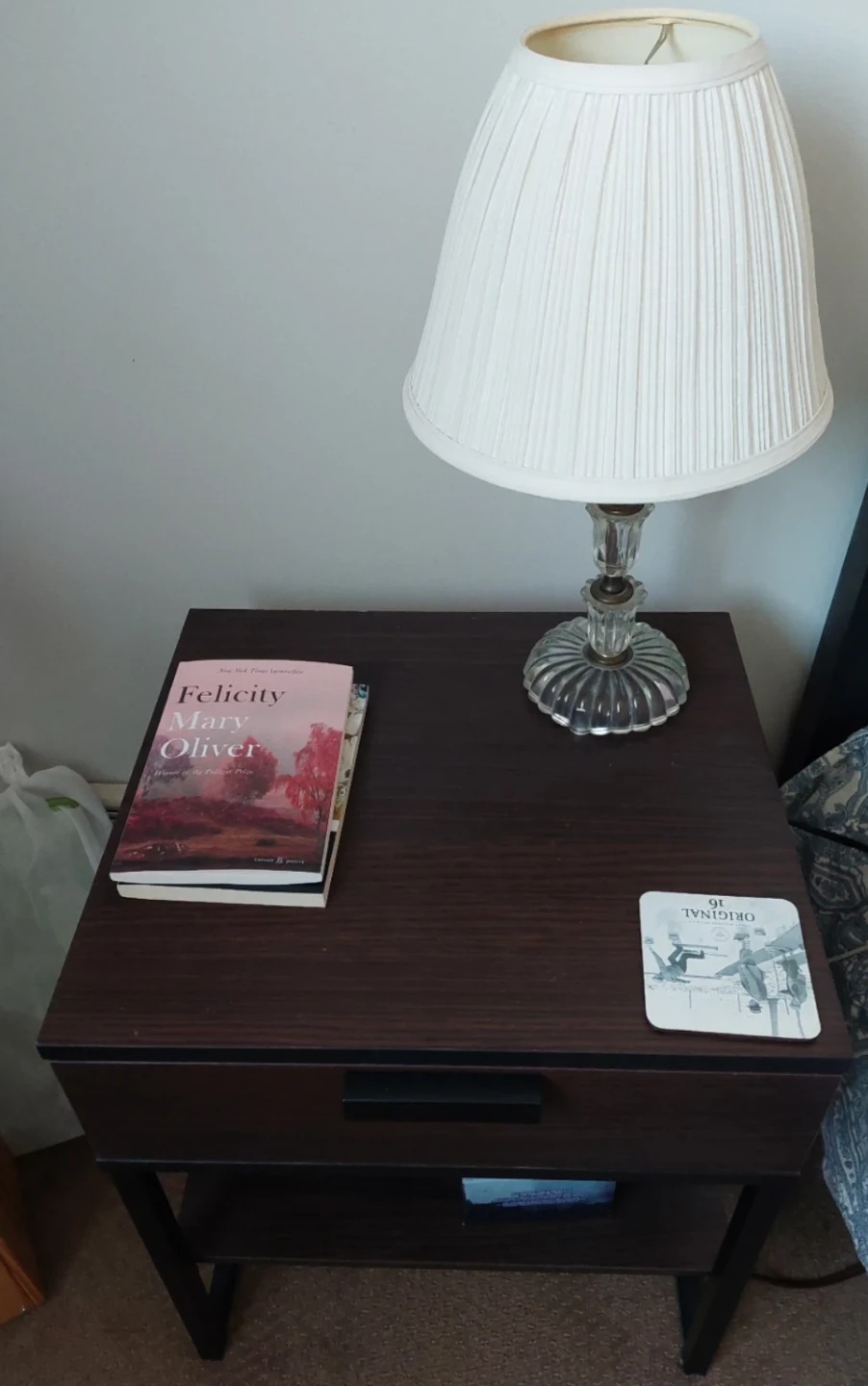 Nightstand & Vintage Lamp - photo 2