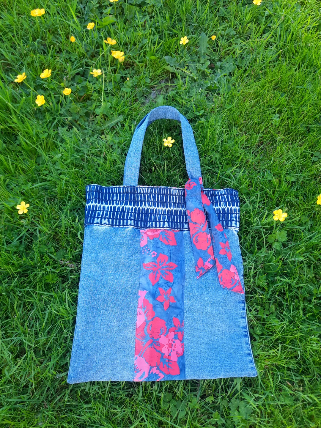 ⚽️Denim Tote Bag with Floral Accent - photo 4