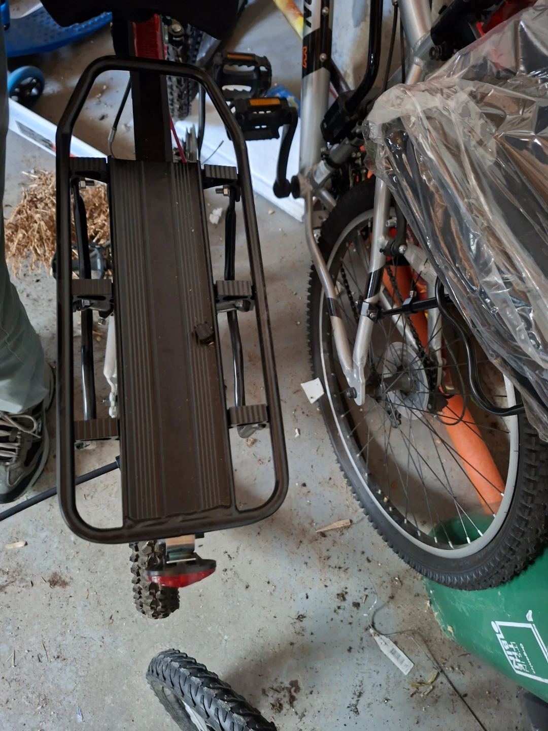 Black Bicycle Rear Rack - photo 3