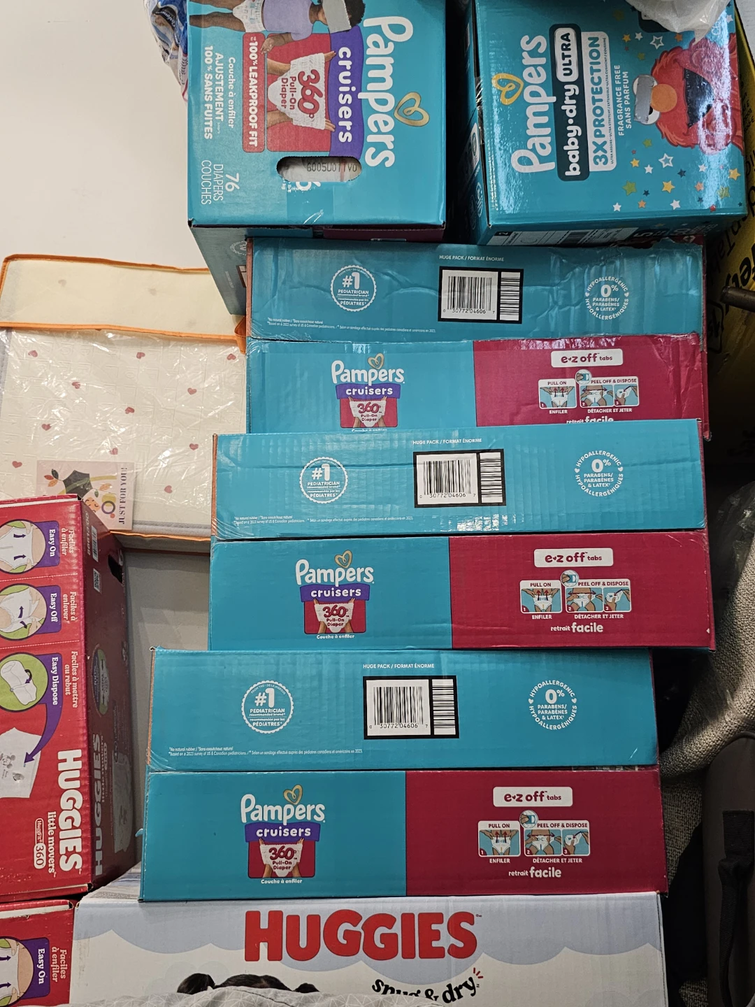 Pampers Cruisers & Huggies Easy Ups diapers