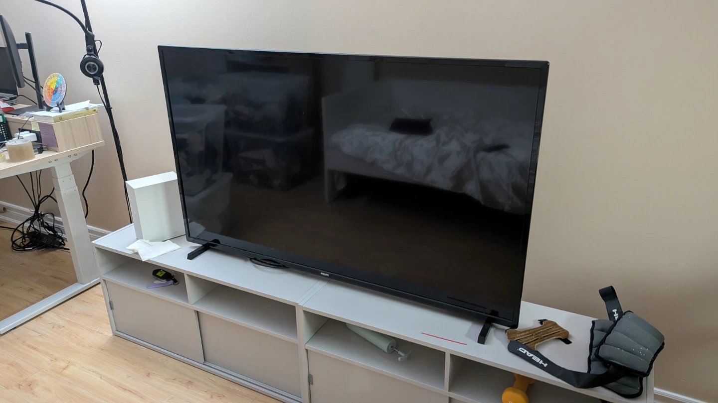 Philips Flat Screen TV - photo 2