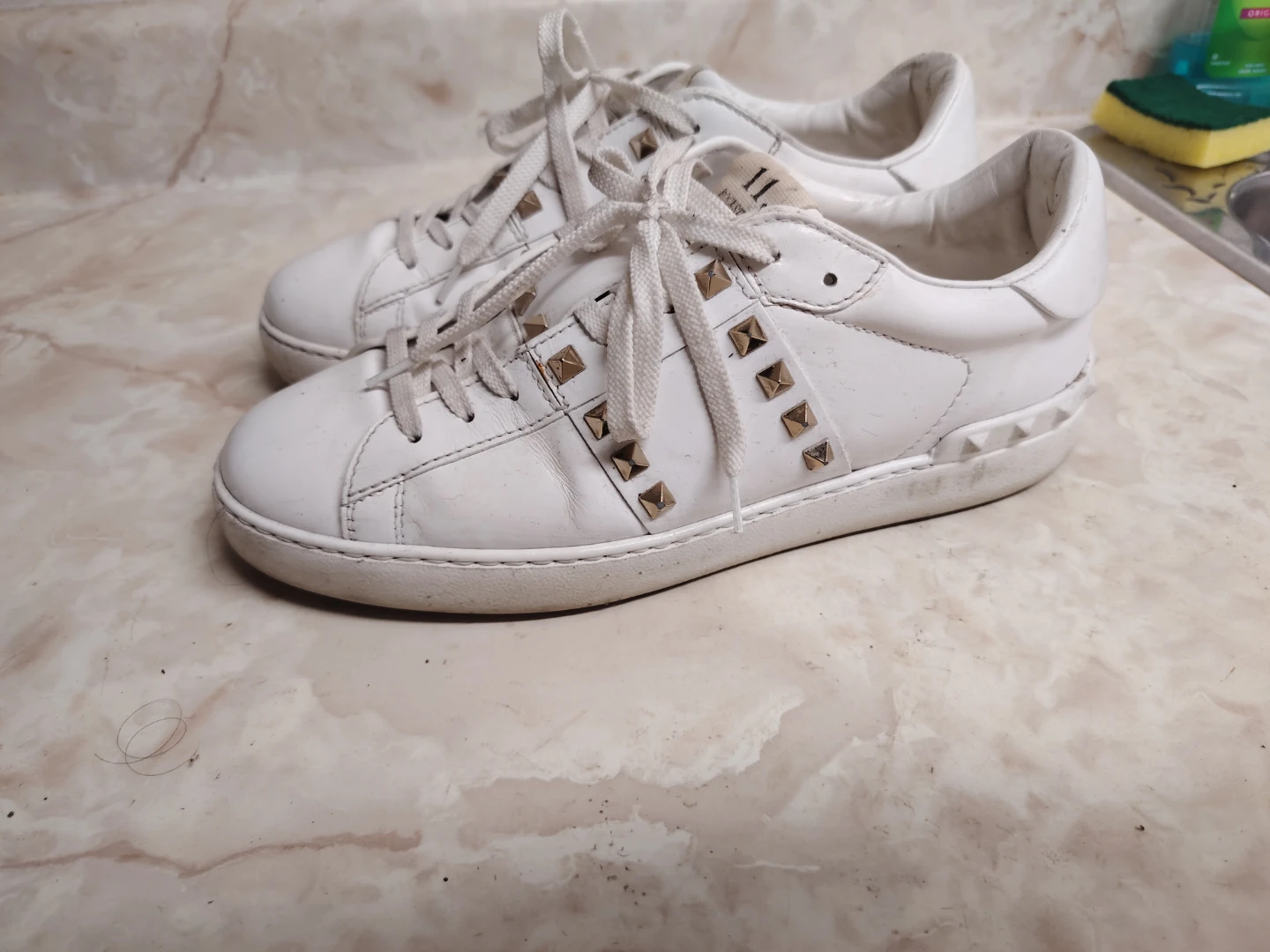 Valentino Garavani White Leather Rockstud Sneakers