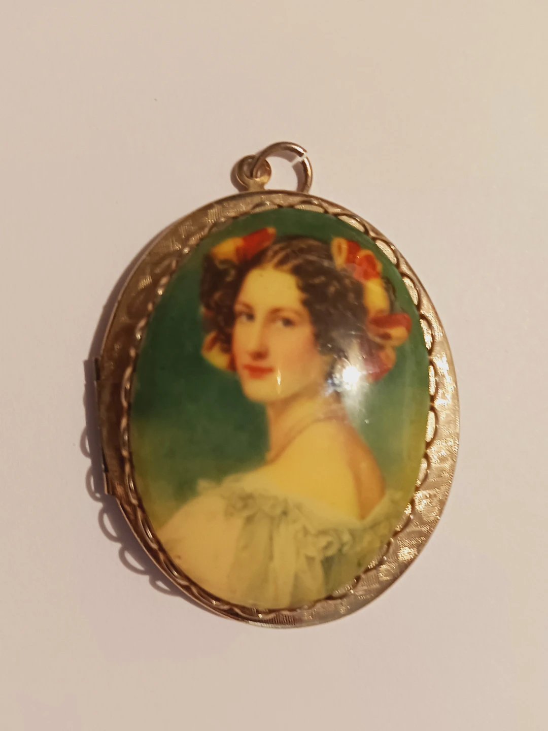 Gorgeous Vintage Caneo  Portrait Locket Pendant - photo 2