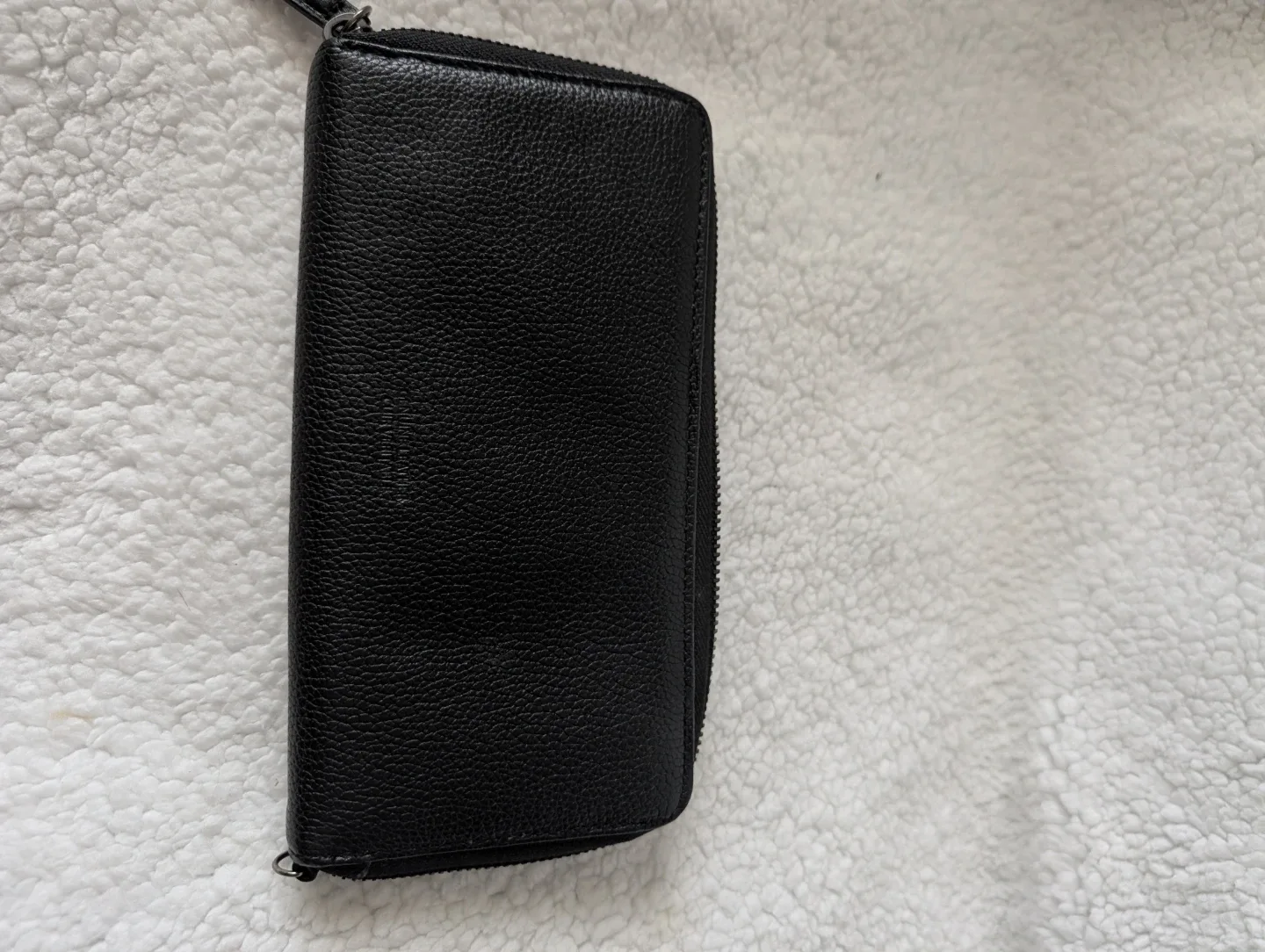 Kenneth Cole Black Leather Zip Around Wallet - photo 4