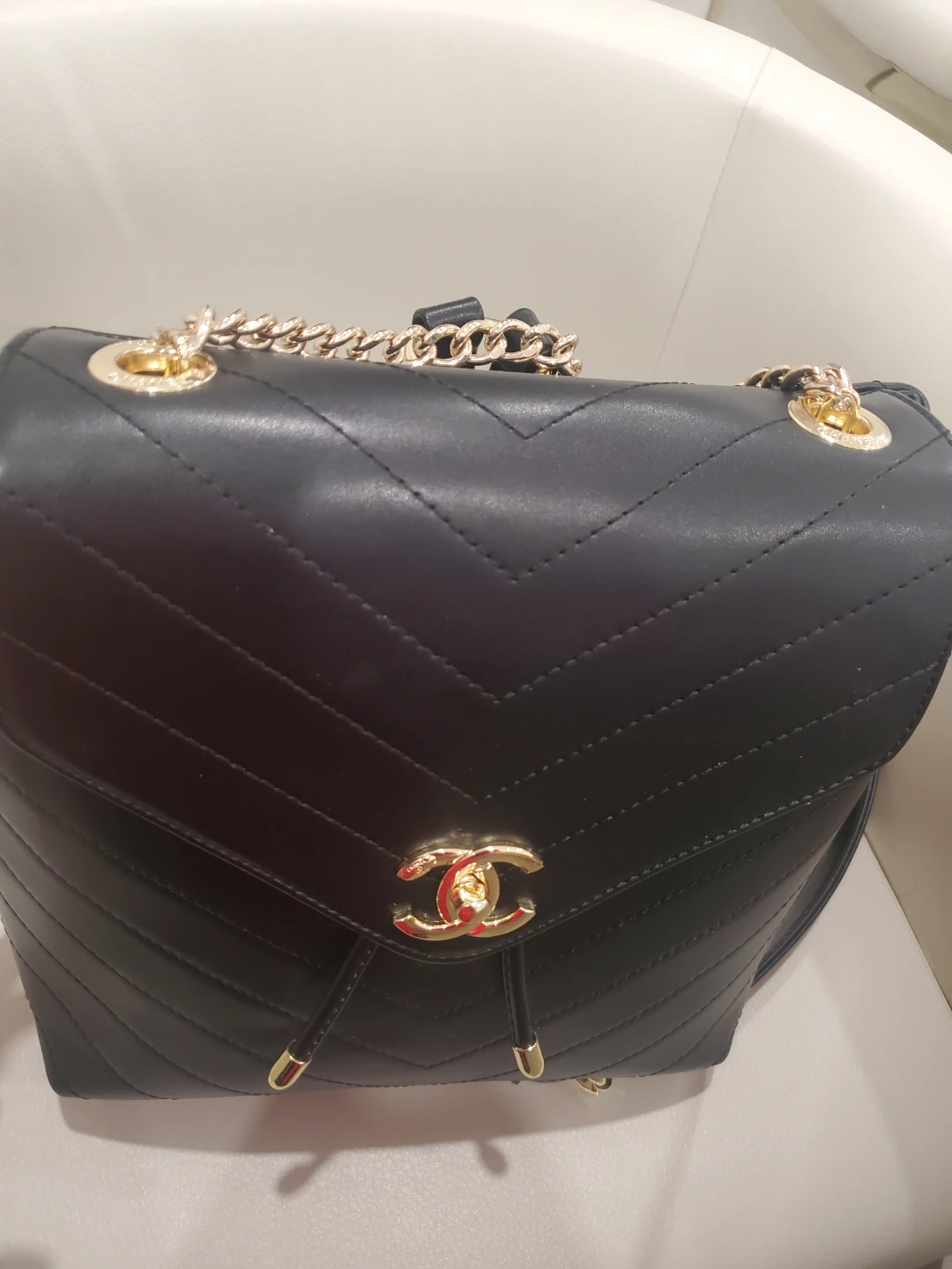 Black Chevron Quilted Backpack - photo 3