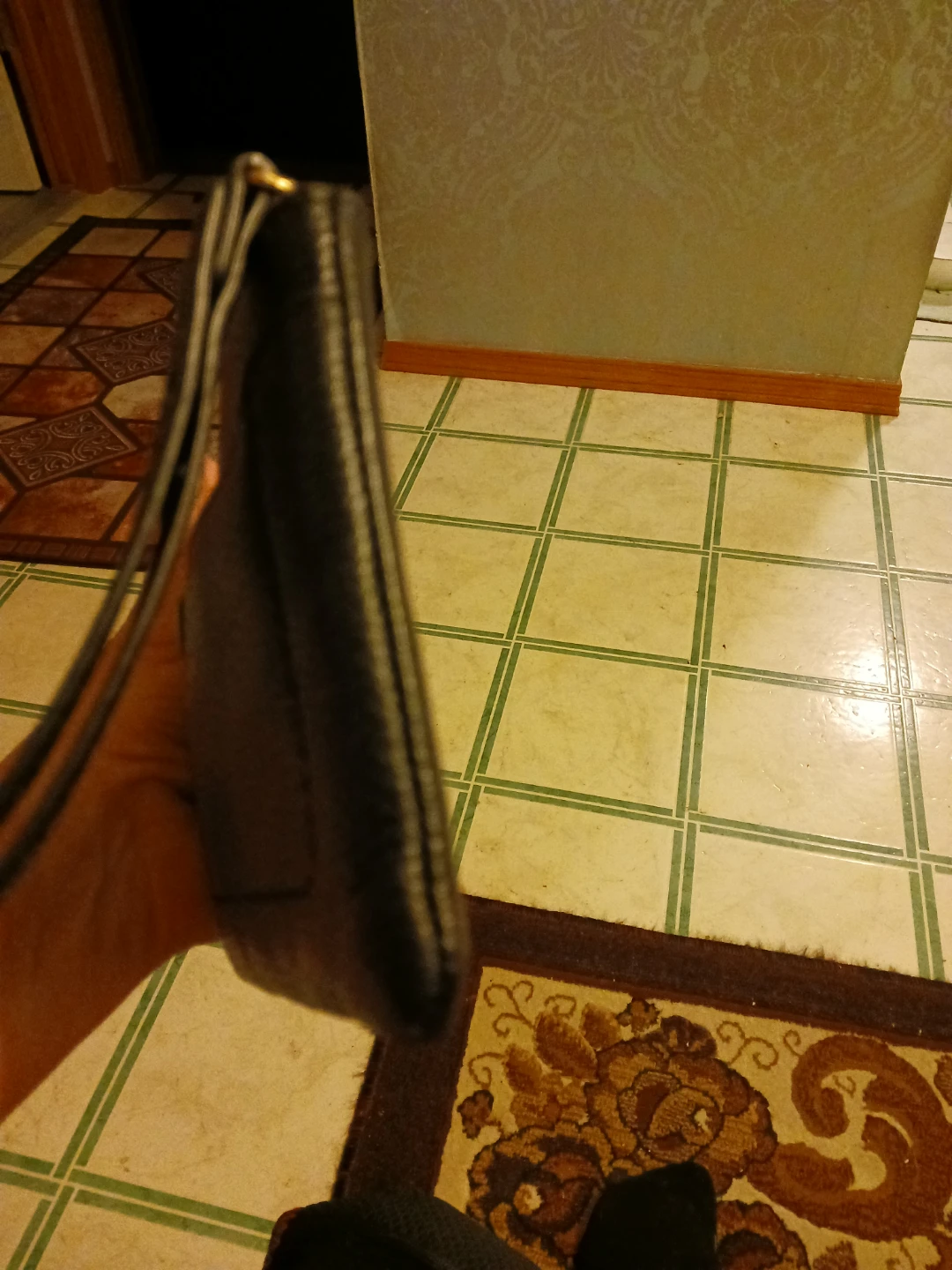 Marc Jacobs Black Leather Wristlet Pouch - photo 4
